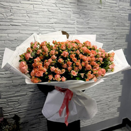 Buket Gigant iz 25 Kustovih roz Paradiz