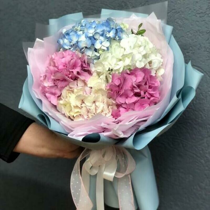 Букет из гортензий , стандартный
