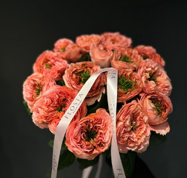 Пионовидные розы