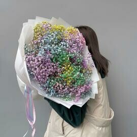 Радужная гипсофила в оформлении