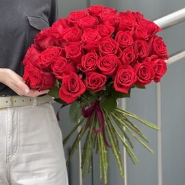 Букет из красных роз