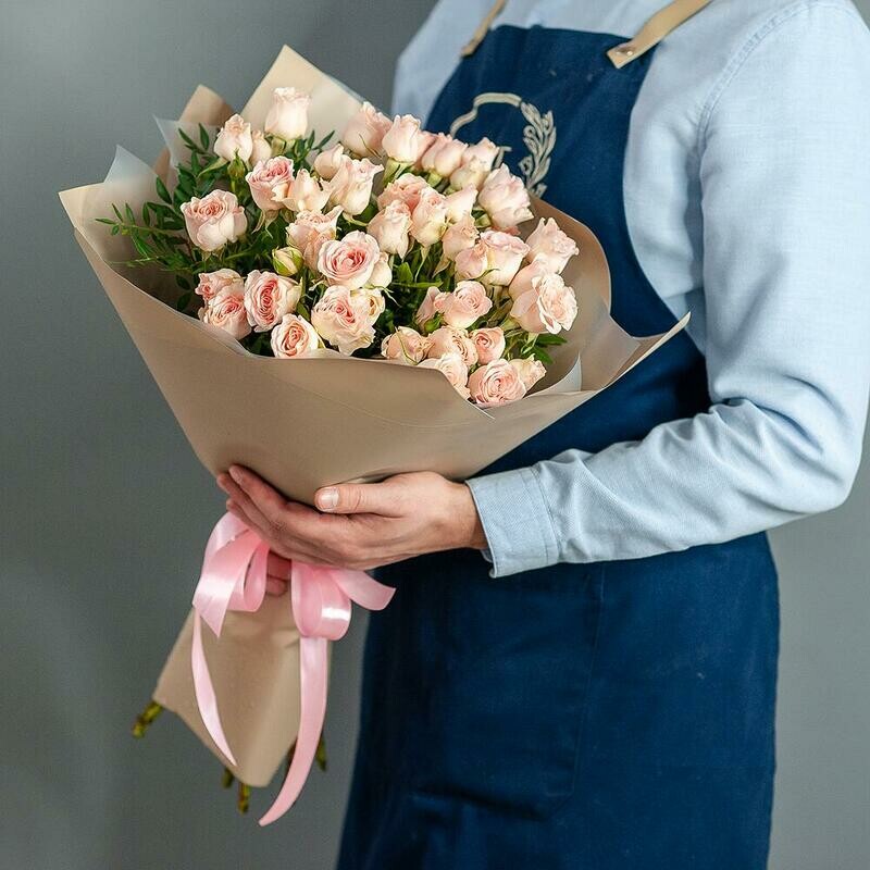 Buket kustovih roz, reduced