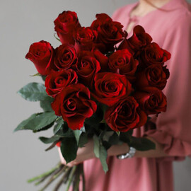 Букет 15 красных роз Premium