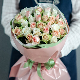 Nezhnij miks kenijskoj rozi 40 sm 1596