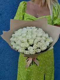 Букет из 51 белой розы 