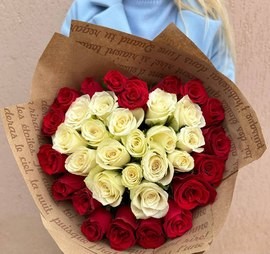 Букет из 35 роз Сердцем 